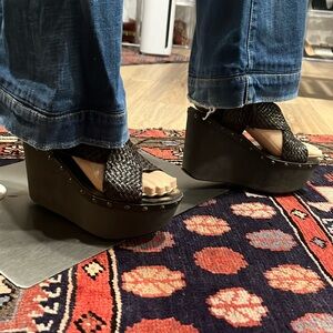 Joe’s Jeans platform Wedges 6M